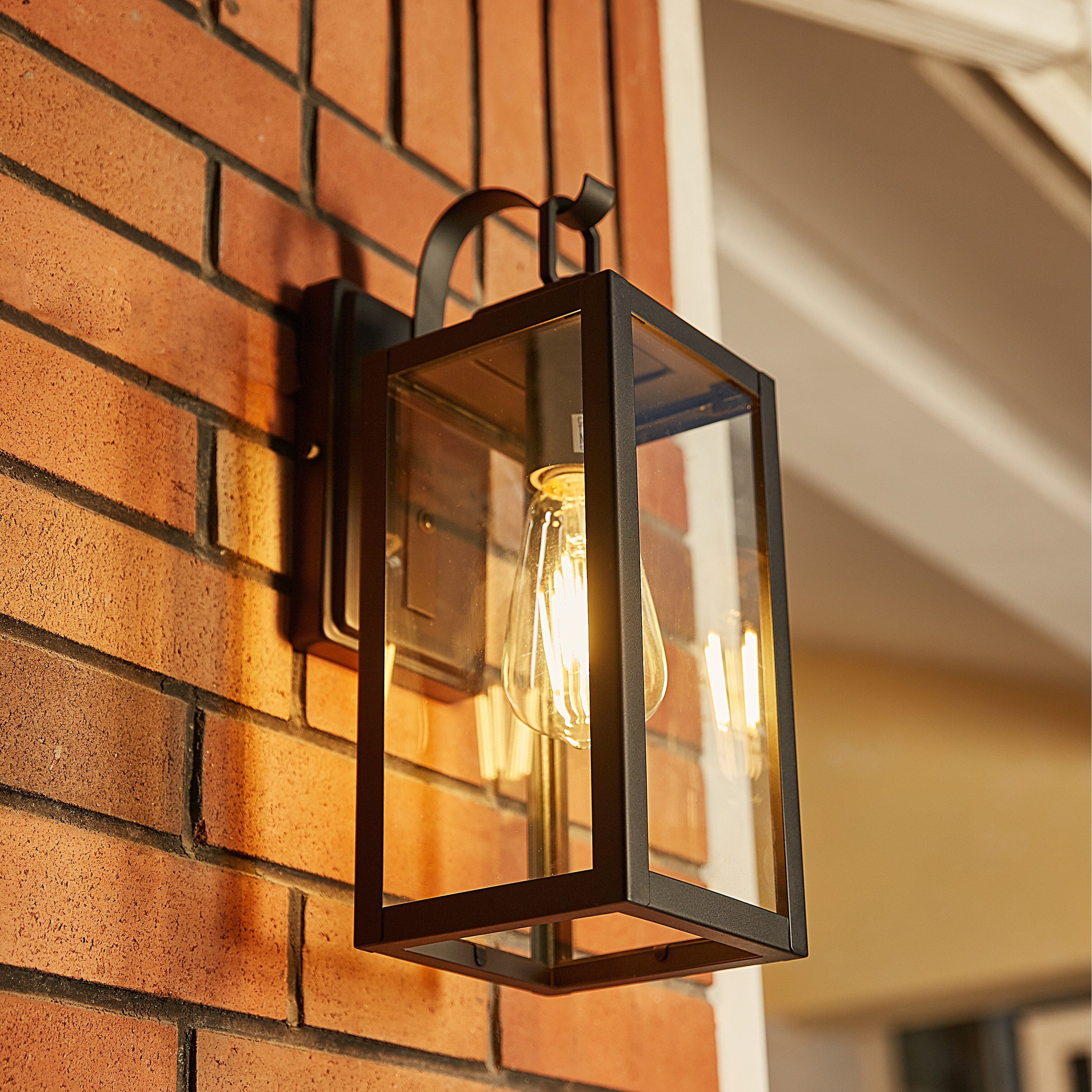 1-Light Outdoor Matte Black Wall Light Sconce