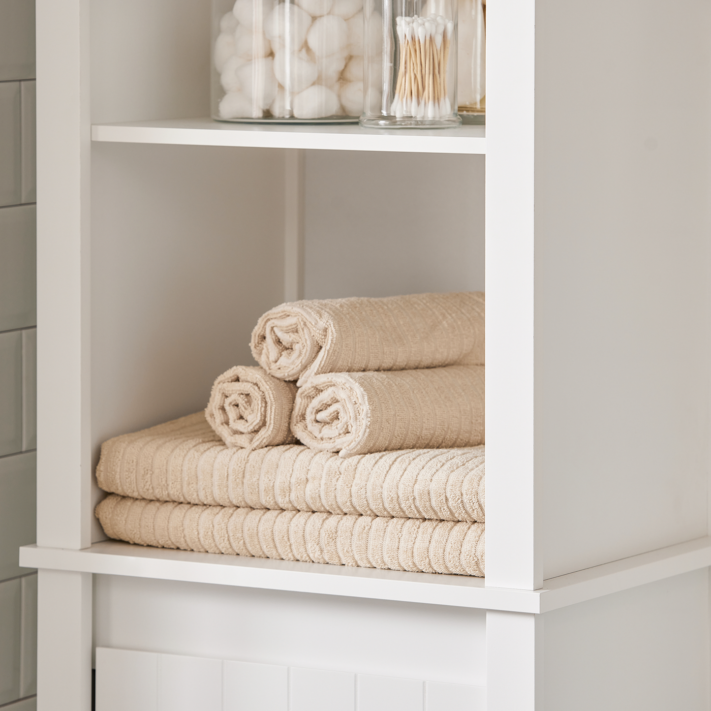 Armoire de salle de bain haute SoBuy BZR102-W avec panier à linge intégré