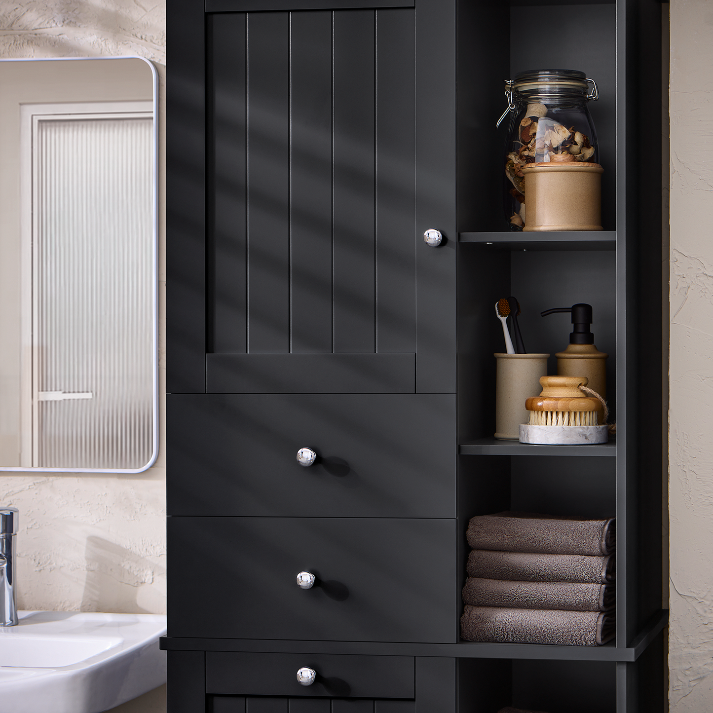 Armoire de rangement haute de salle de bain SoBuy avec panier à linge, coffre à linge BZR104-SCH
