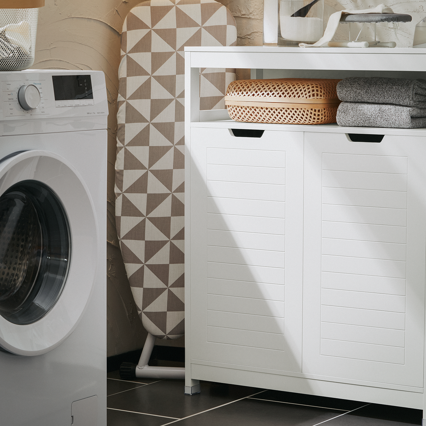 Meuble de salle de bain SoBuy, armoire de rangement avec 2 portes BZR121-W