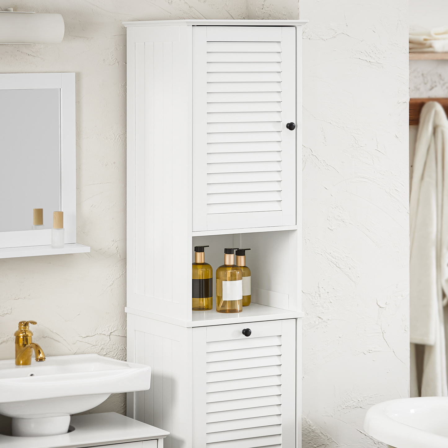 Armoire de salle de bain haute SoBuy avec panier à linge BZR124-W