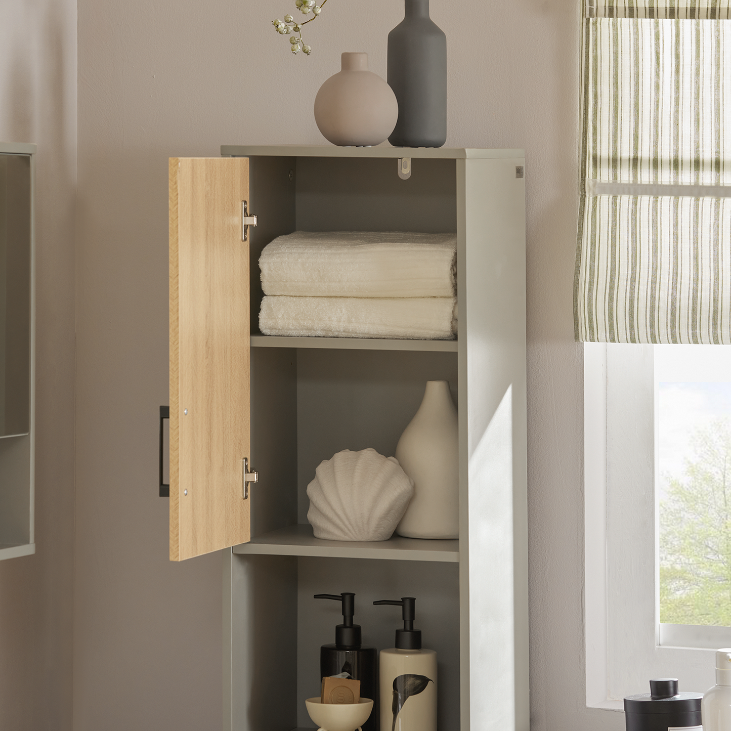 Armoire de salle de bain haute SoBuy, meuble de rangement pour salle de bain BZR131-NG