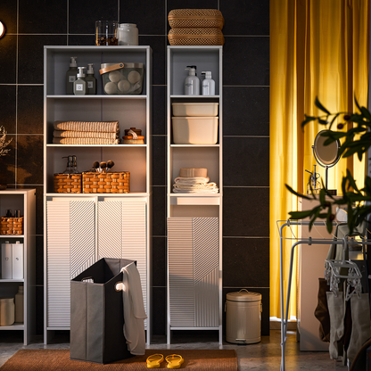 Armoire de salle de bain haute SoBuy avec panier à linge, meuble de rangement autoportant à 3 étagères BZR158-W