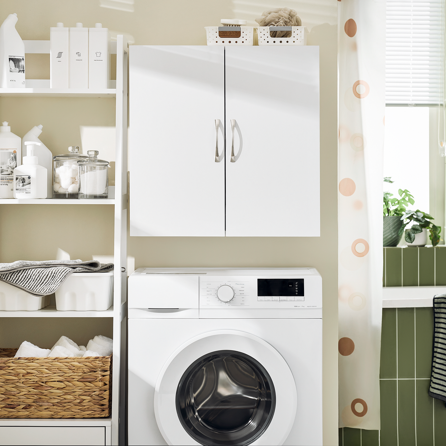 Armoire murale SoBuy à double porte pour cuisine et salle de bain, meuble de rangement mural BZR200-W