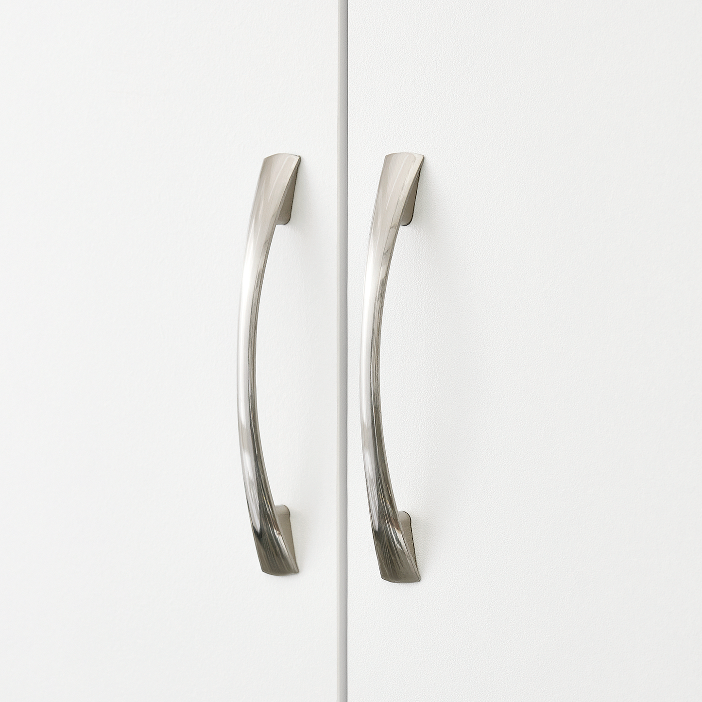 Armoire murale SoBuy à double porte pour cuisine et salle de bain, meuble de rangement mural BZR200-W