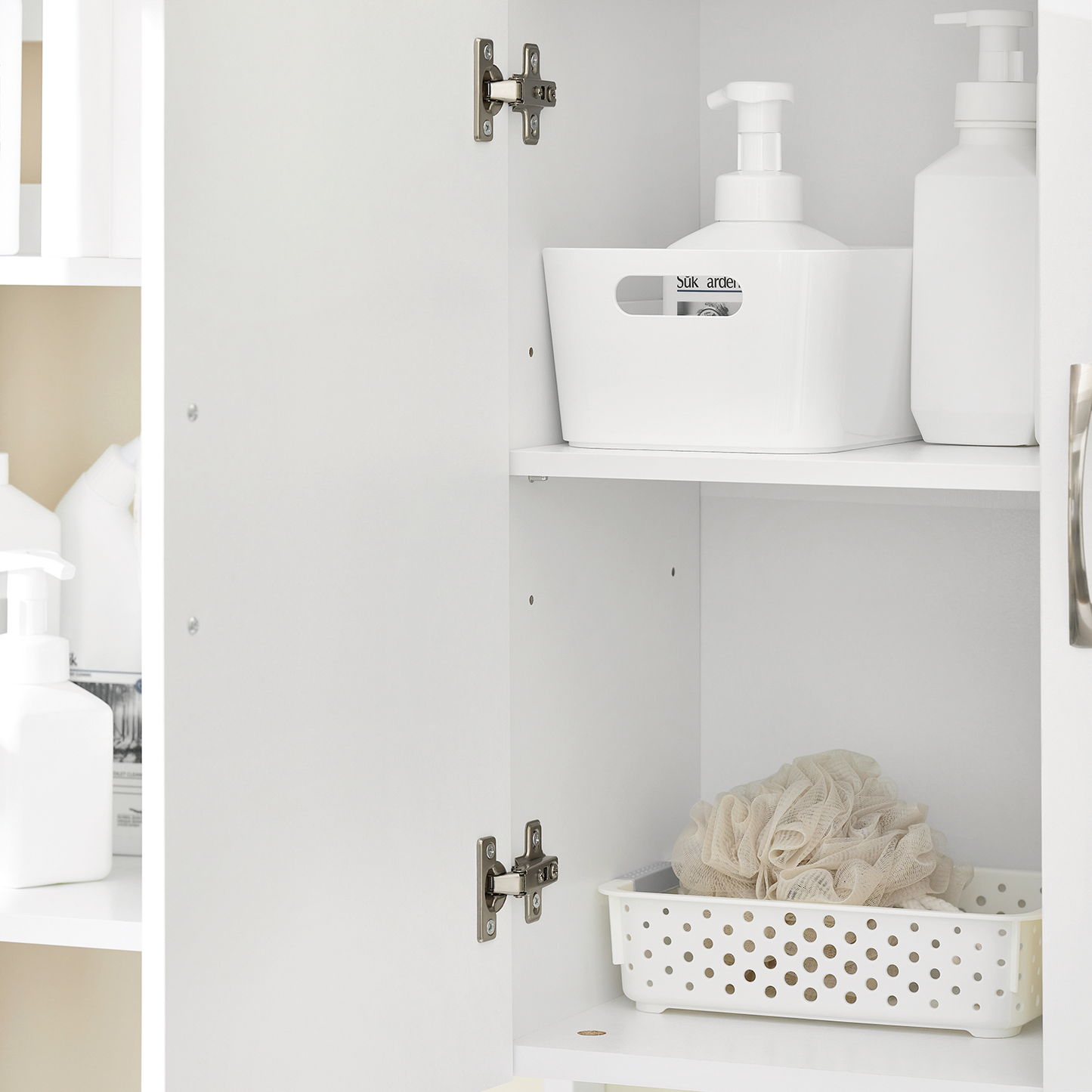 Armoire murale SoBuy à double porte pour cuisine et salle de bain, meuble de rangement mural BZR200-W