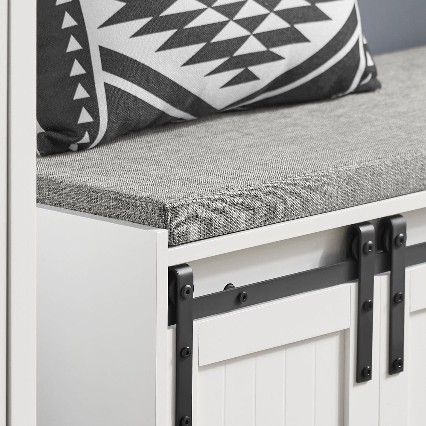 Banc à chaussures de rangement SoBuy avec portes coulissantes de style grange et coussin d'assise rembourré, meuble à chaussures d'entrée FSR133-W