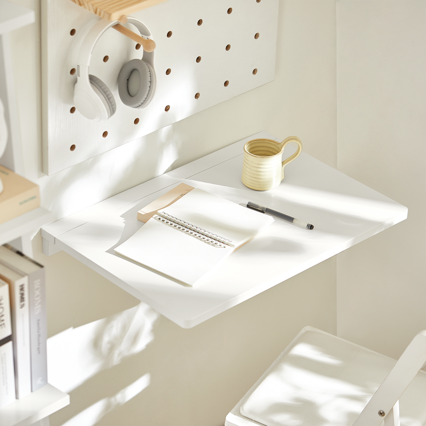 Table de cuisine/salle à manger murale pliante en bois SoBuy 60 x 40 cm, blanche, FWT03-W