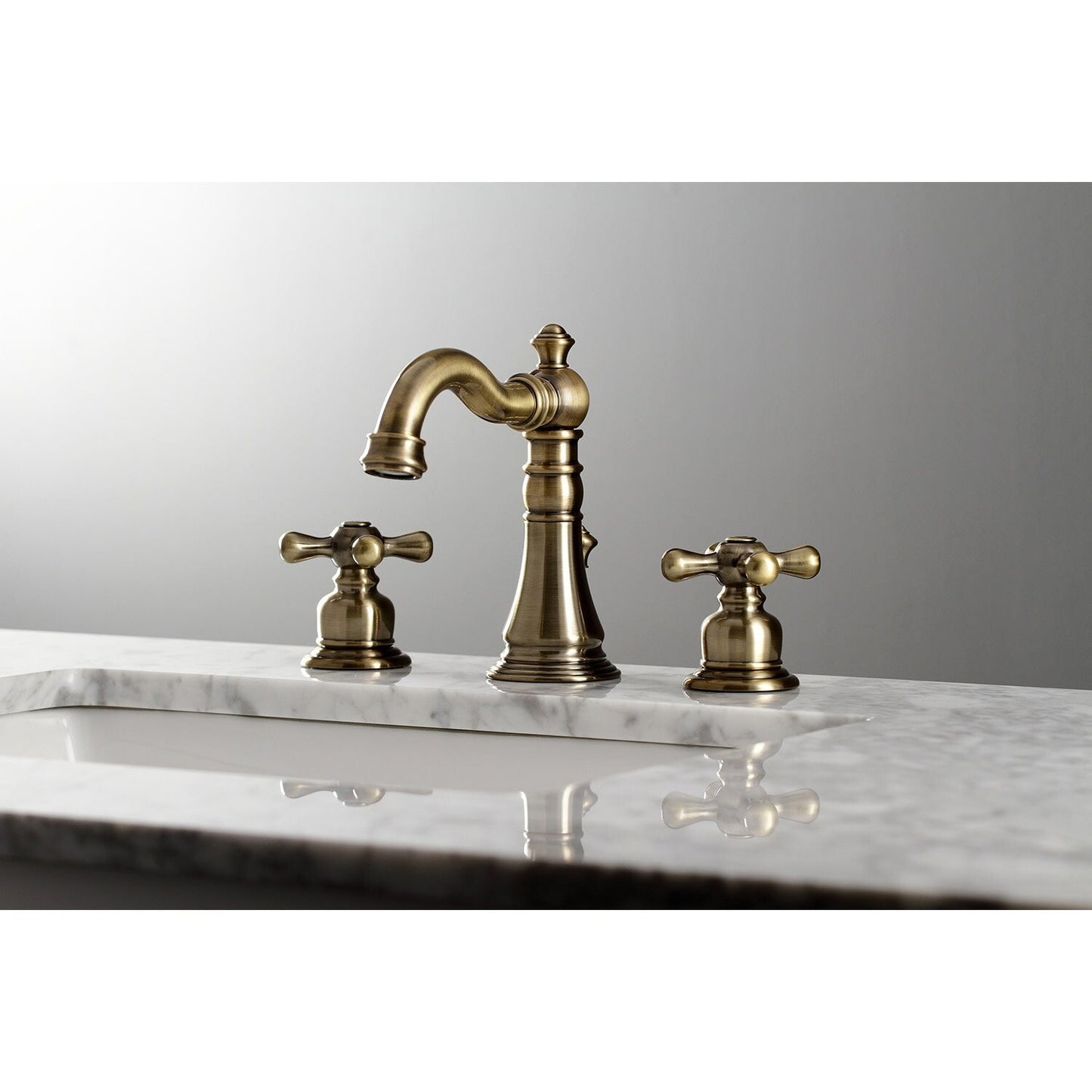 American Classic 8 in. Widespread Bathroom Faucet