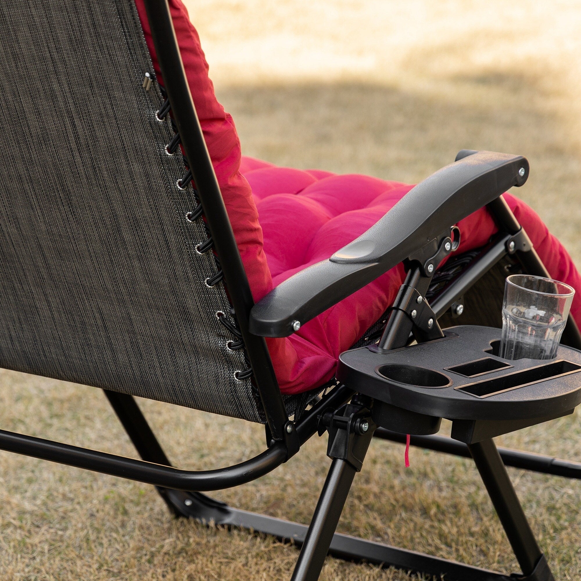 Outsunny Padded Zero Gravity Chairs, Folding Recliner Chair, Patio Lounger with Cup Holder, Adjustable Backrest