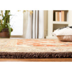 SAFAVIEH Handmade Anatolia Renelle Traditional Oriental Hand-spun Wool Rug